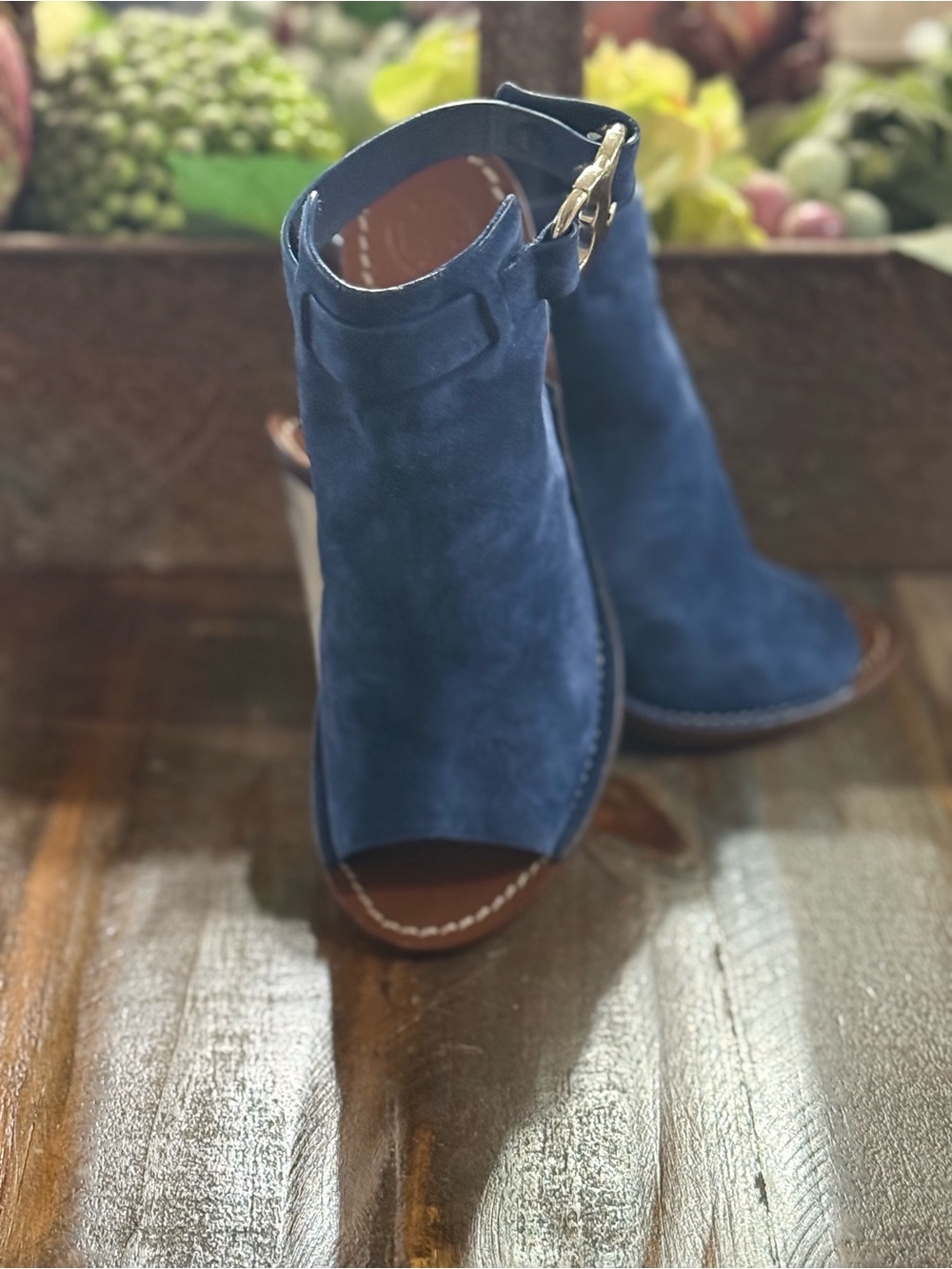 Tory Burch Women’s Size 8M Blue Suede Peep Toe Booties EUC - Picture 6 of 11